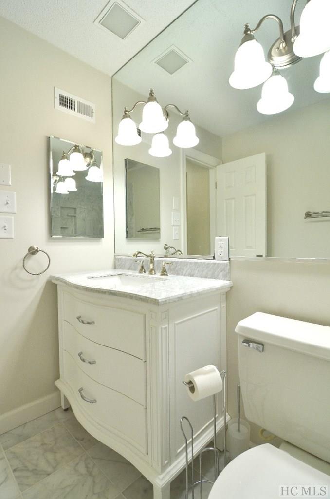 204 Highlands Mountain Club, Unit 204 Highlands, NC 28741 - Photo 22 of 22 Gallery Image 22