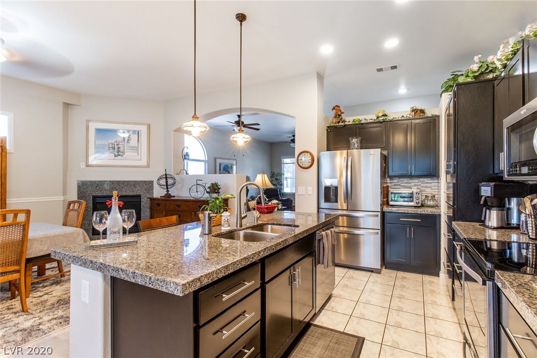 2261 Appaloosa Road Henderson, NV 89002 - Photo 12 of 25 Gallery Image 12