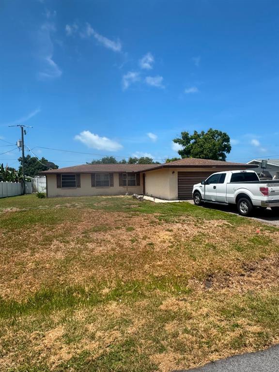 4224 Mercury Road Venice, FL 34293 - Photo 3 of 14