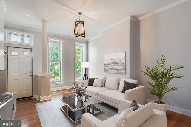 $2,450 | 2535 North Howard Street, Baltimore, MD 21218