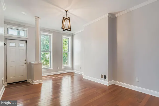 $2,450 | 2535 North Howard Street, Baltimore, MD 21218