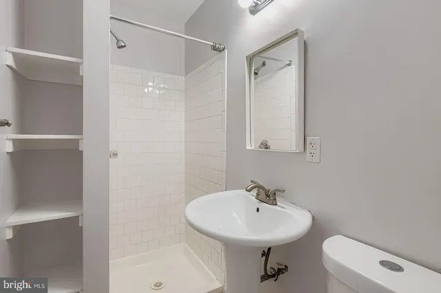 $2,450 | 2535 North Howard Street, Baltimore, MD 21218