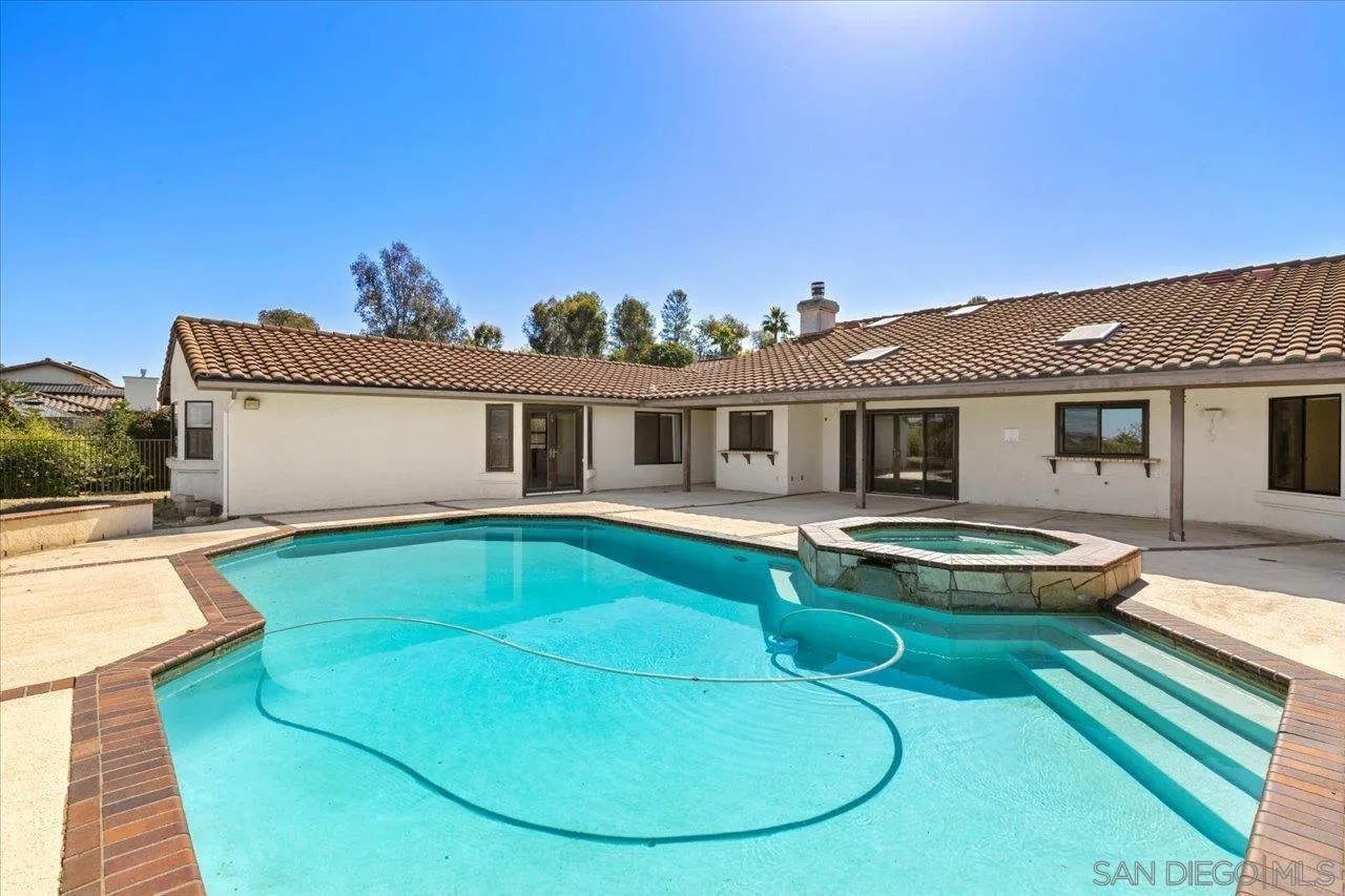 17648 Valle Verde Road Poway, CA 92064 - Photo 19 of 45