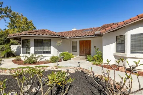 $2,200,000 | 17648 Valle Verde Road, Poway, CA 92064