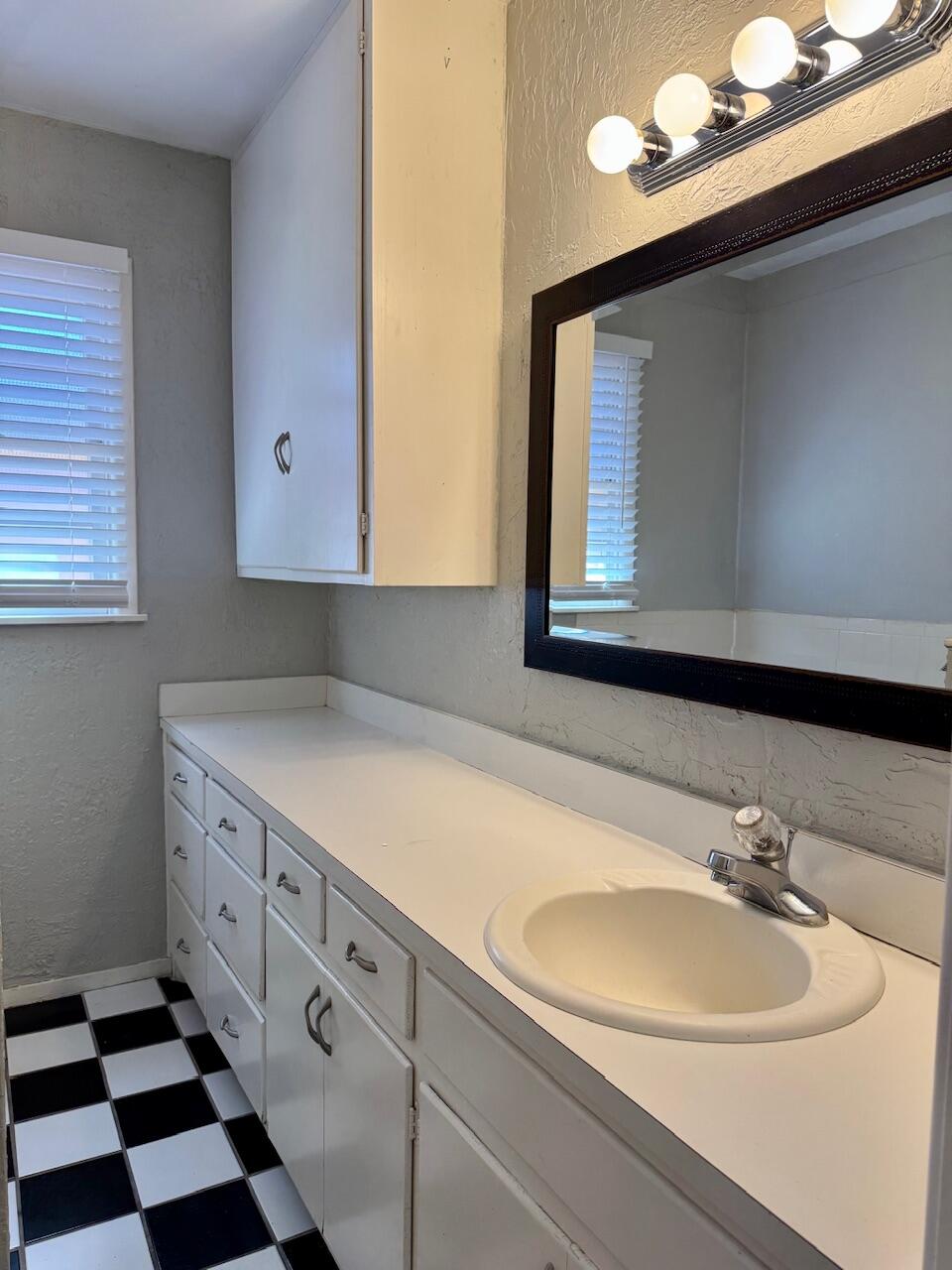 3820 29th Street Lubbock, TX 79410 - Photo 11 of 21 IMG_7950