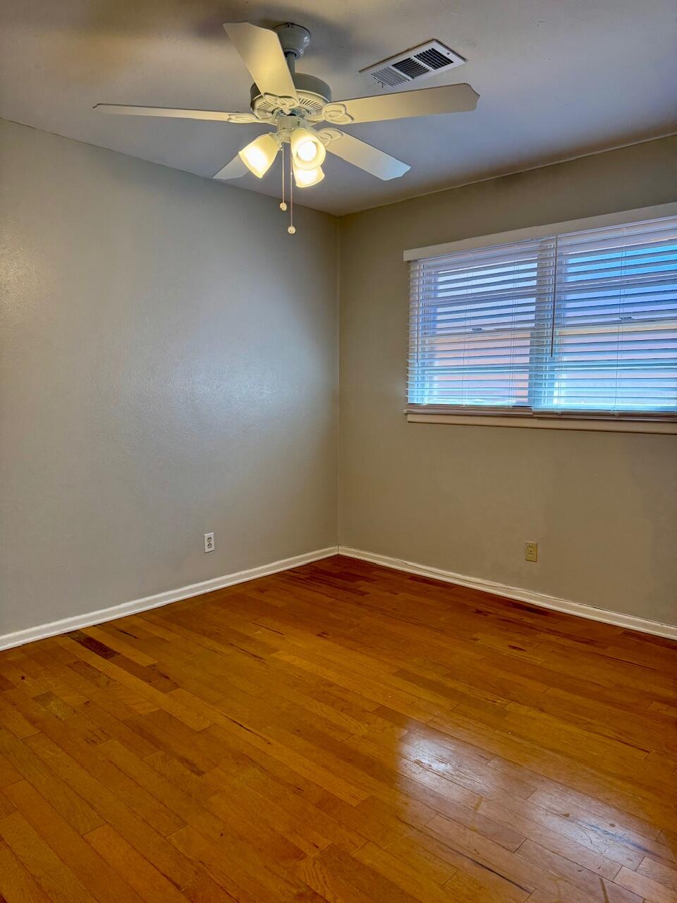 3820 29th Street Lubbock, TX 79410 - Photo 13 of 21 IMG_7951