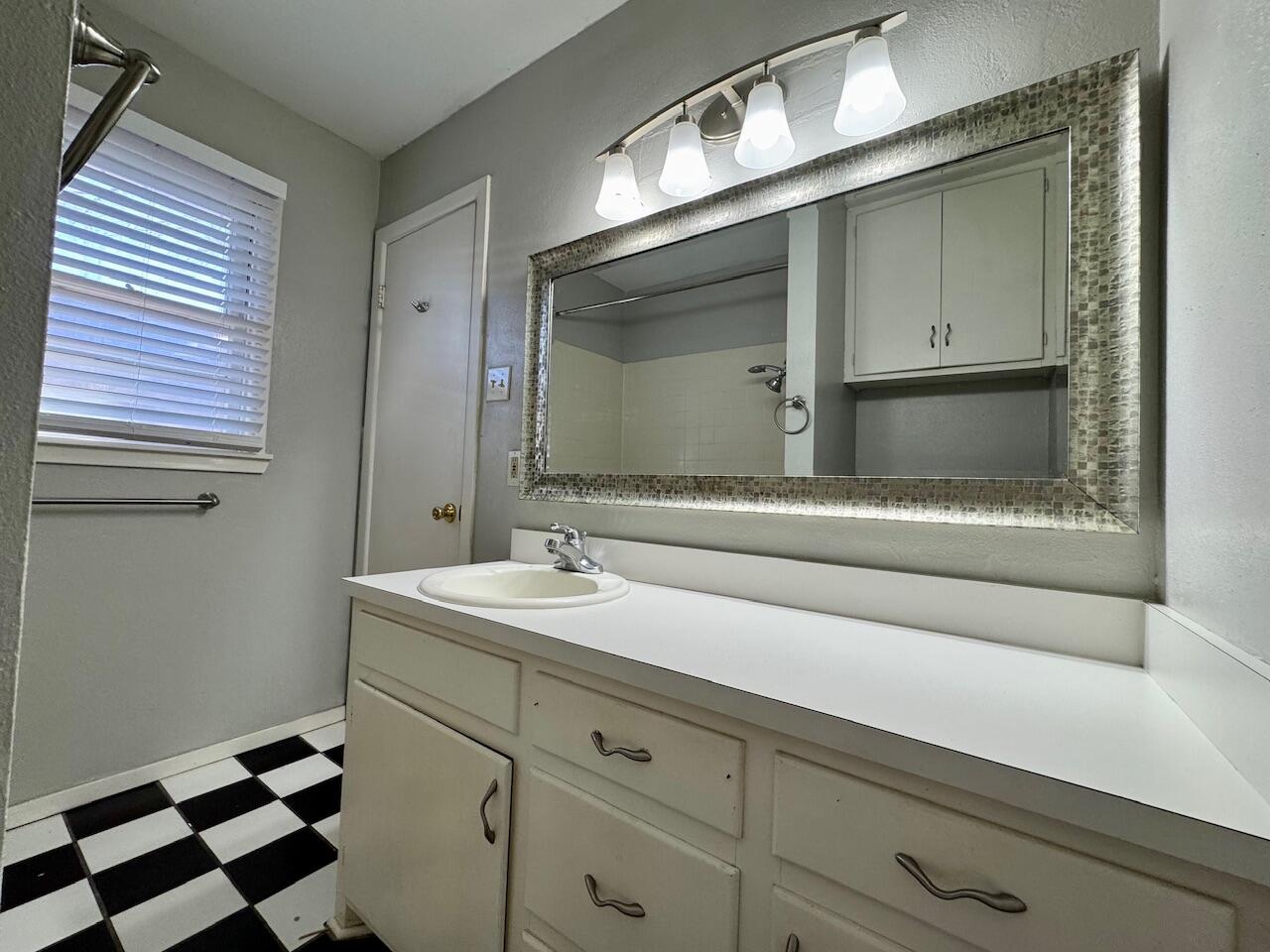 3820 29th Street Lubbock, TX 79410 - Photo 18 of 21 IMG_7960