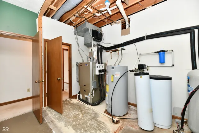 $570,000 | 9221 Stanley Drive, Mooresville, IN 46158