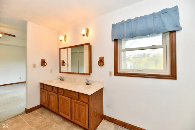 $570,000 | 9221 Stanley Drive, Mooresville, IN 46158