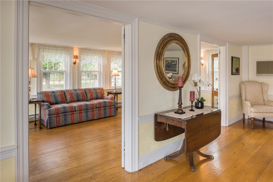 362 Nipmuc Road Scituate, RI 02825 - Photo 14 of 40