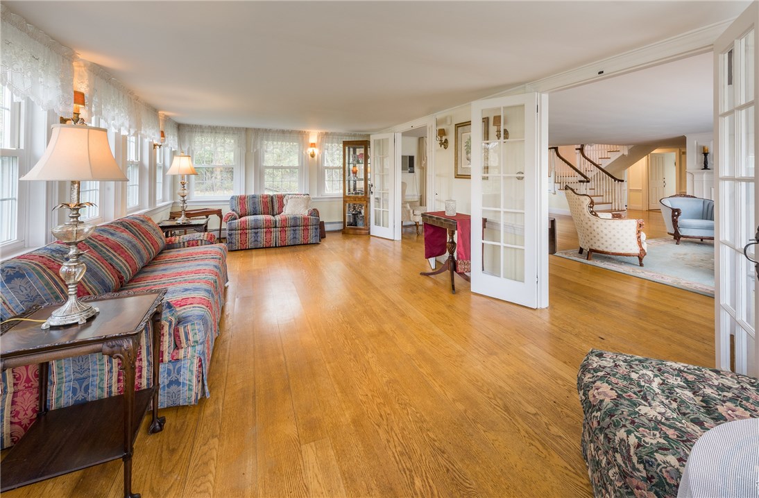 362 Nipmuc Road Scituate, RI 02825 - Photo 15 of 40