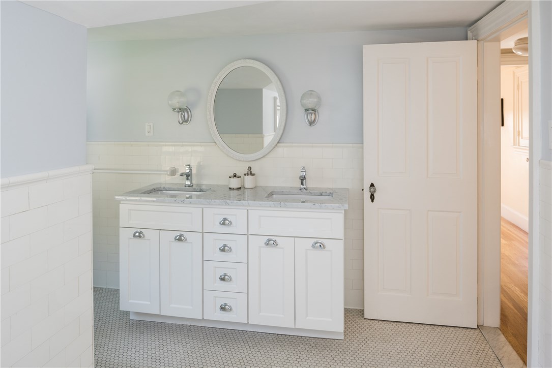 362 Nipmuc Road Scituate, RI 02825 - Photo 7 of 40