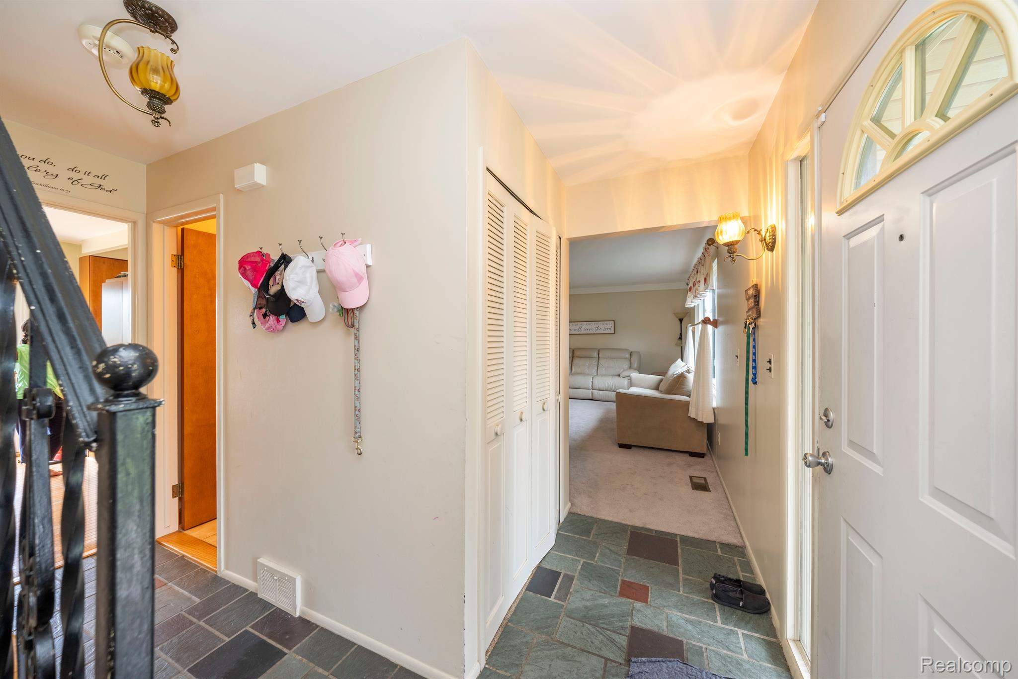 2315 Edwin Warren, MI 48092 - Photo 11 of 40