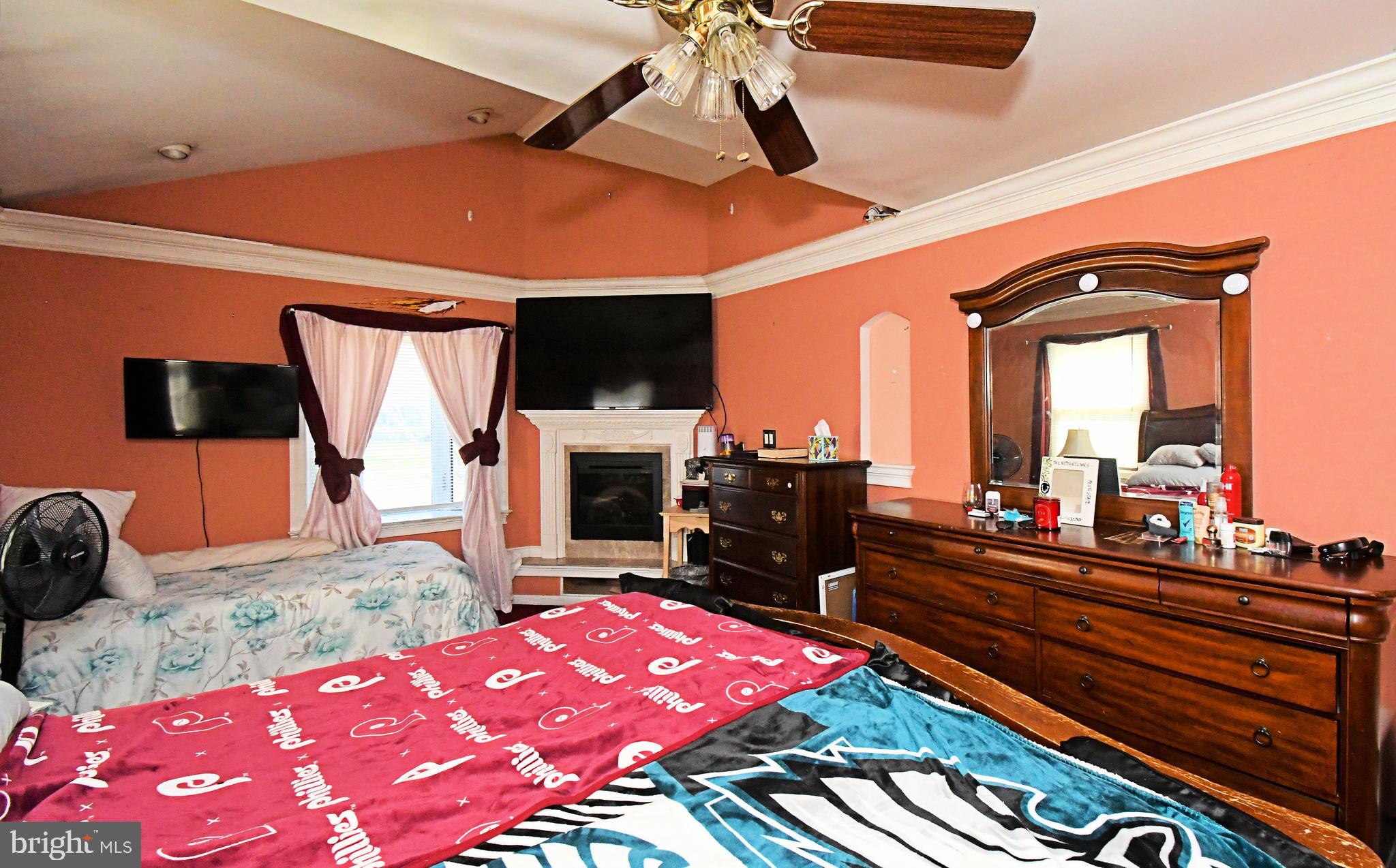 127 Hedge Road Levittown, PA 19056 - Photo 20 of 32