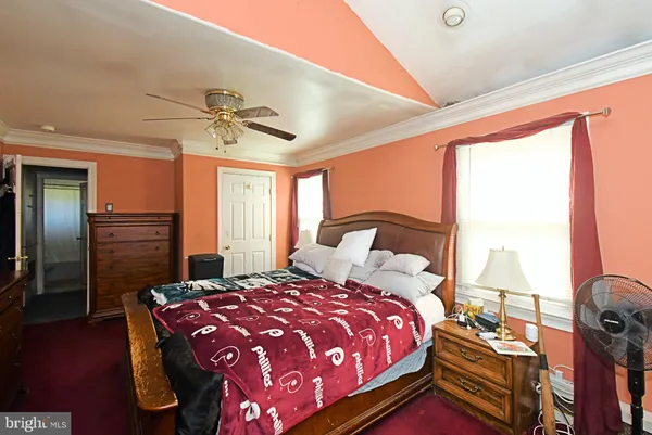 $399,999 | 127 Hedge Road, Levittown, PA 19056