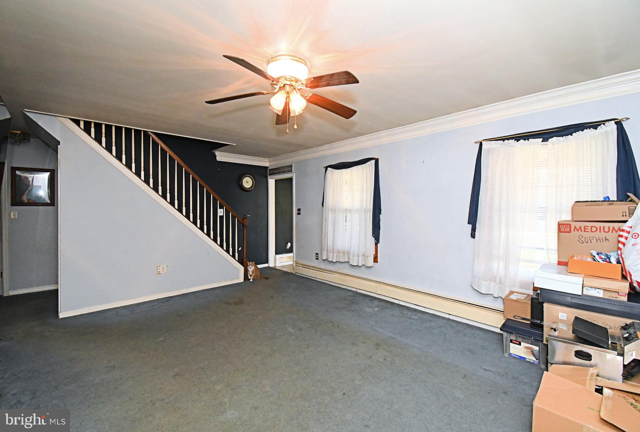 127 Hedge Road Levittown, PA 19056 - Photo 7 of 32