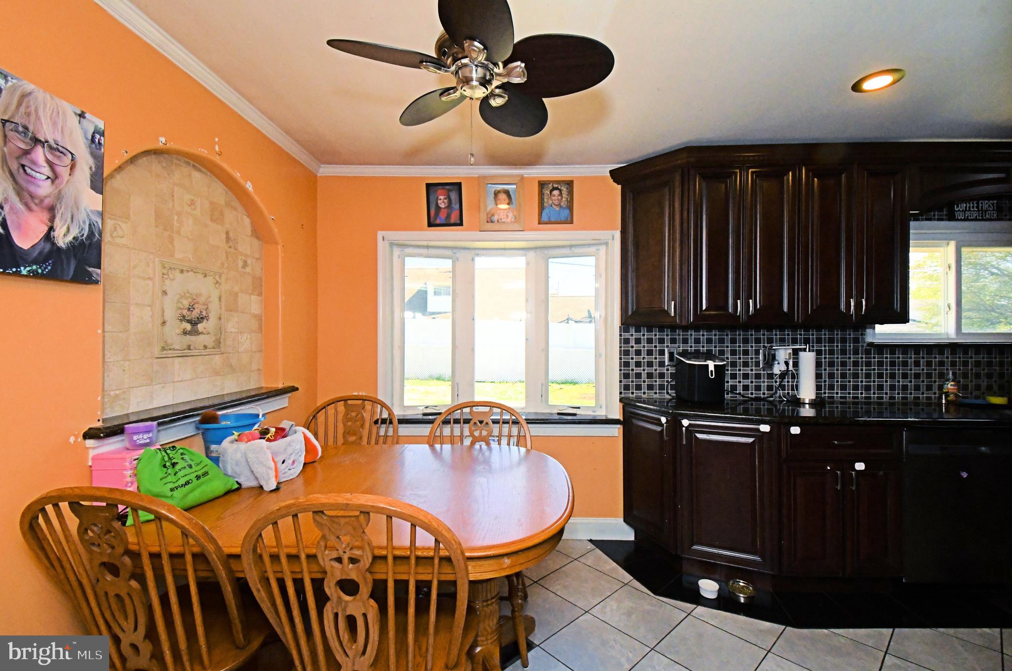 127 Hedge Road Levittown, PA 19056 - Photo 10 of 32