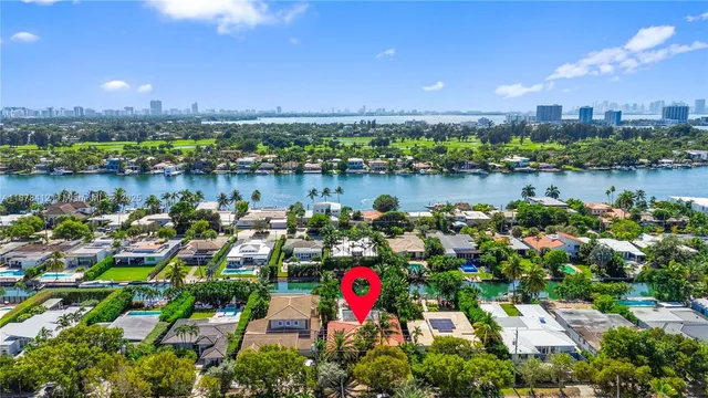 $2,790,000 | 1710 Cleveland Road, Miami Beach, FL 33141