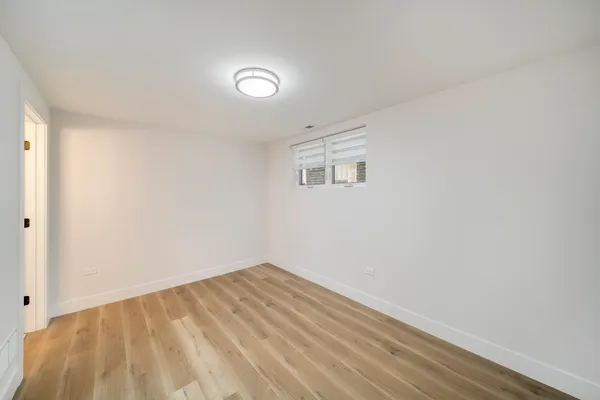 $2,300 | 1137 North Francisco Avenue, Unit 1, Chicago, IL 60622