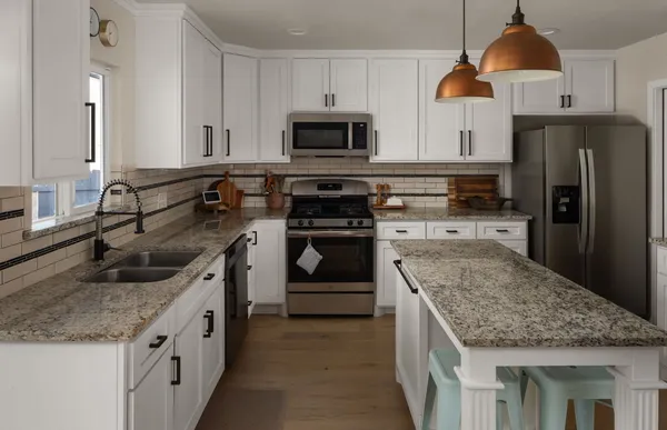 $569,000 | 1602 Thornridge Road, Austin, TX 78758