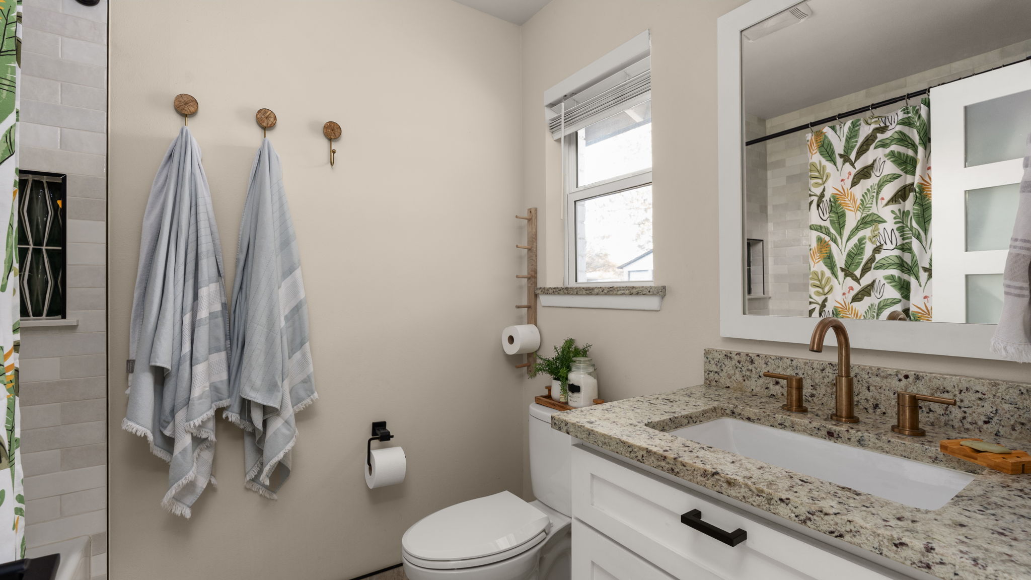 1602 Thornridge Road Austin, TX 78758 - Photo 27 of 39 Bathroom featuring toilet and vanity