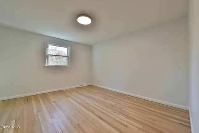 $549,000 | 871 Maxwell Drive, Niskayuna, NY 12309