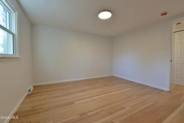 $549,000 | 871 Maxwell Drive, Niskayuna, NY 12309