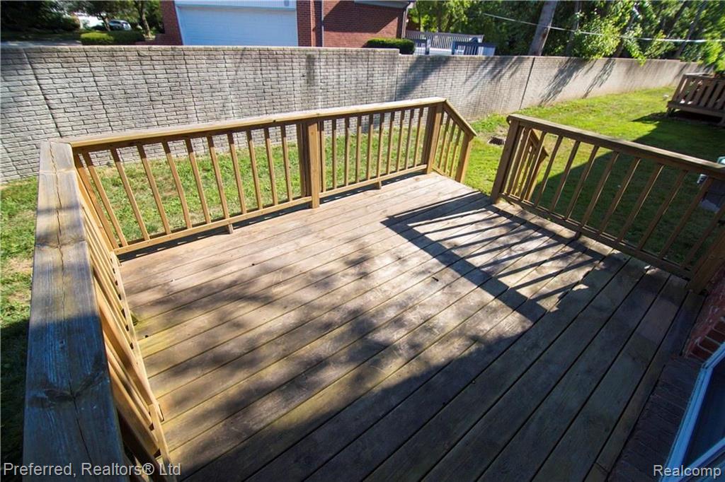 18270 West Eleven Mile Road Southfield, MI 48076 - Photo 11 of 52