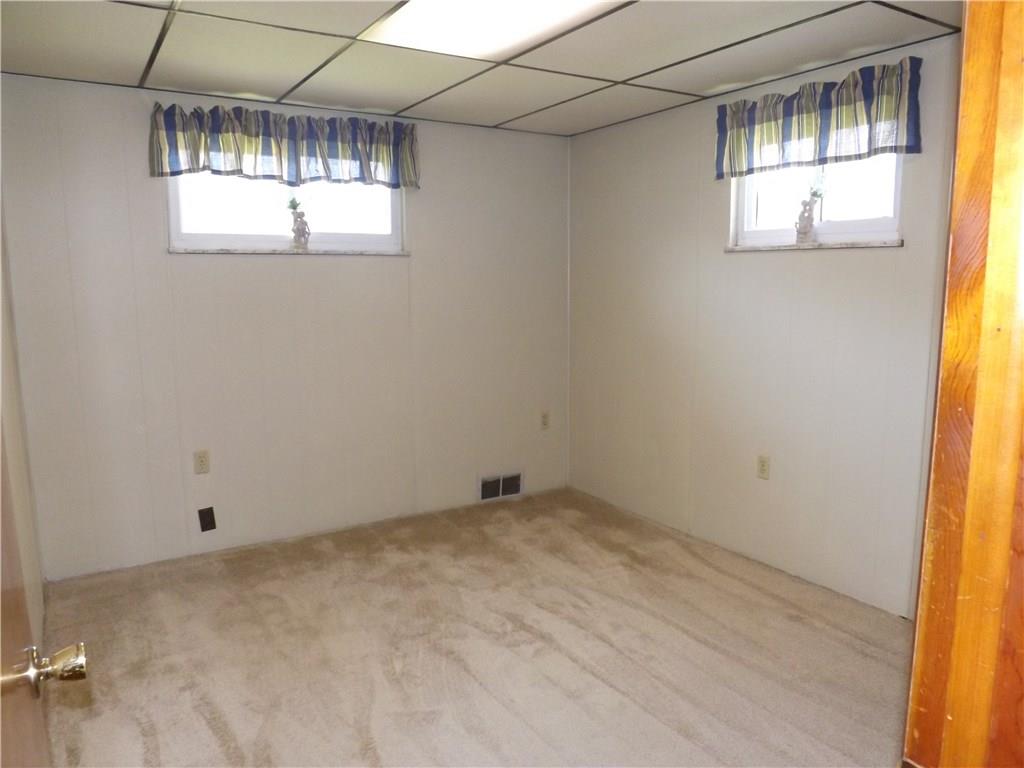 494 Bartleyville Road Burgettstown, PA 15021 - Photo 8 of 16 Gallery Image 8