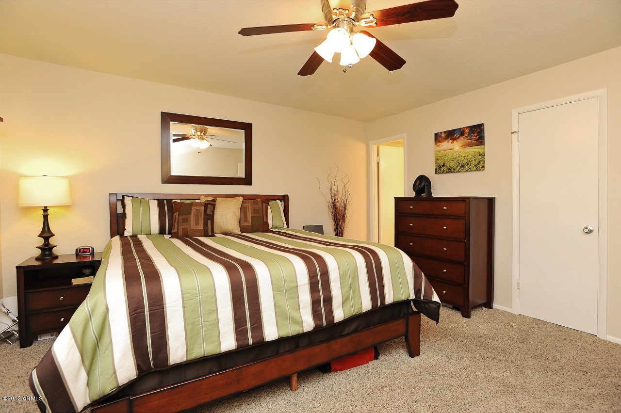 4201 East Camelback Road, Unit 10 Phoenix, AZ 85018 - Photo 11 of 18 Master Bedroom II