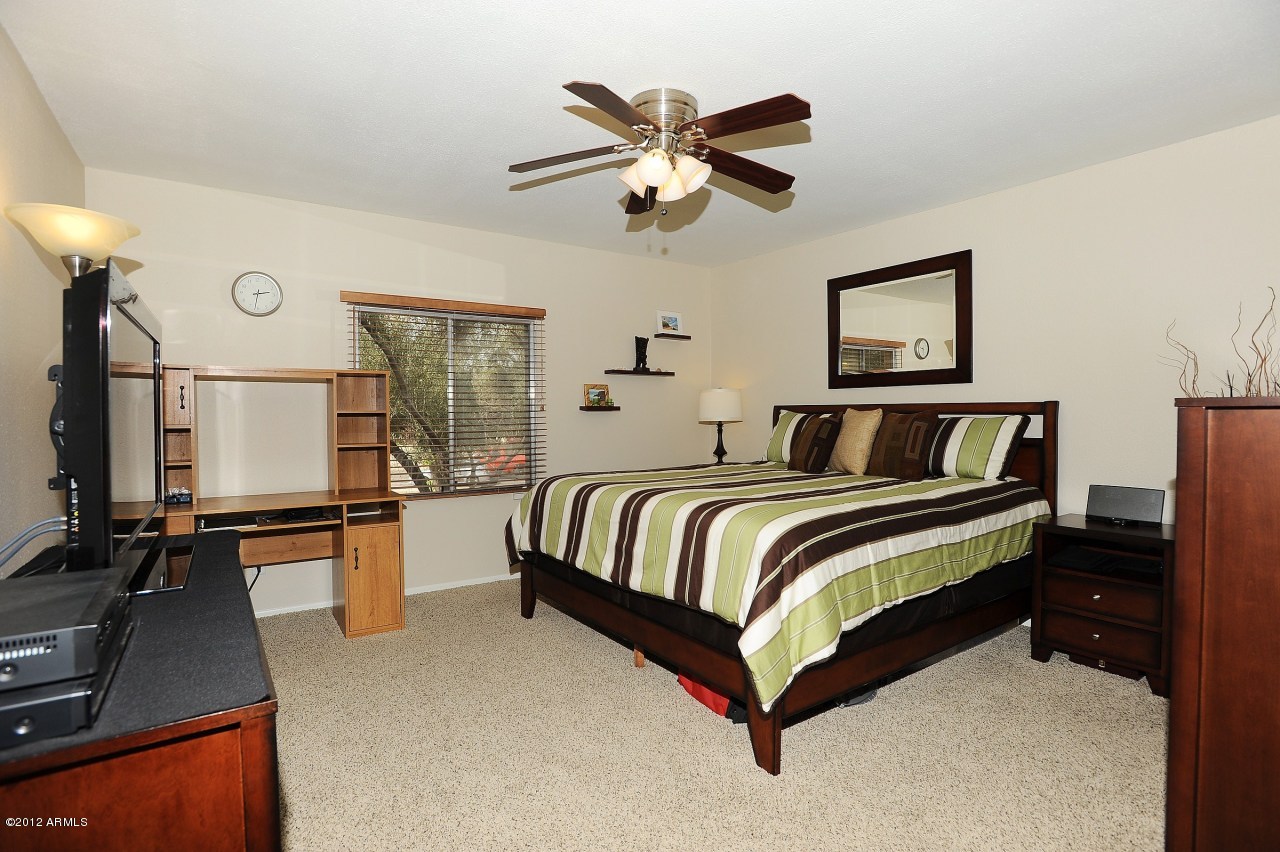 4201 East Camelback Road, Unit 10 Phoenix, AZ 85018 - Photo 10 of 18 Master Bedroom