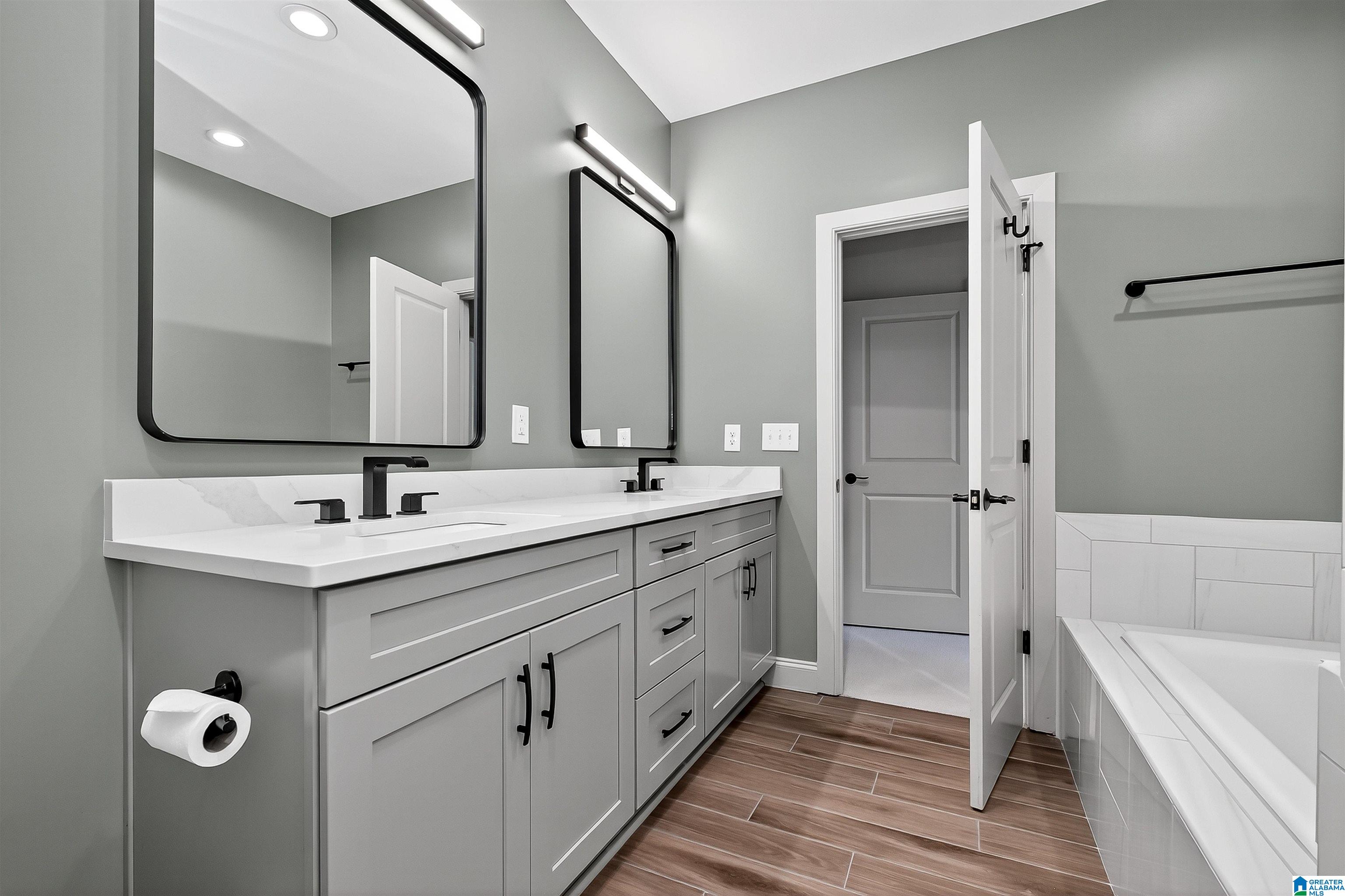 2105 Lancaster Road Birmingham, AL 35209 - Photo 34 of 53