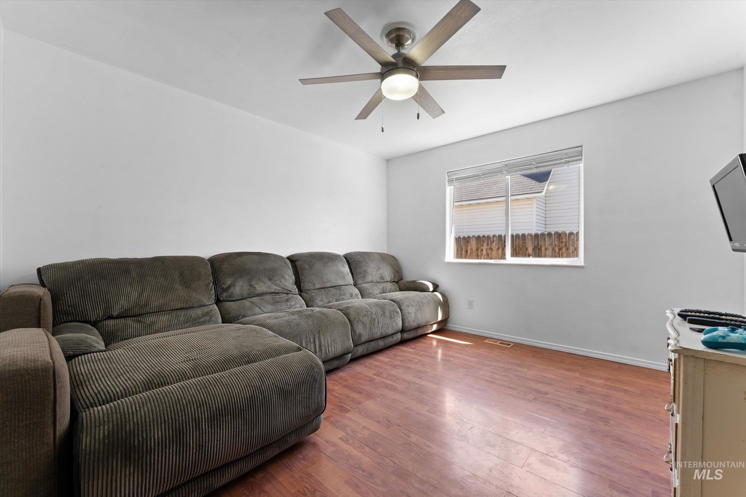 14213 Carolina Street Caldwell, ID 83607 - Photo 13 of 34