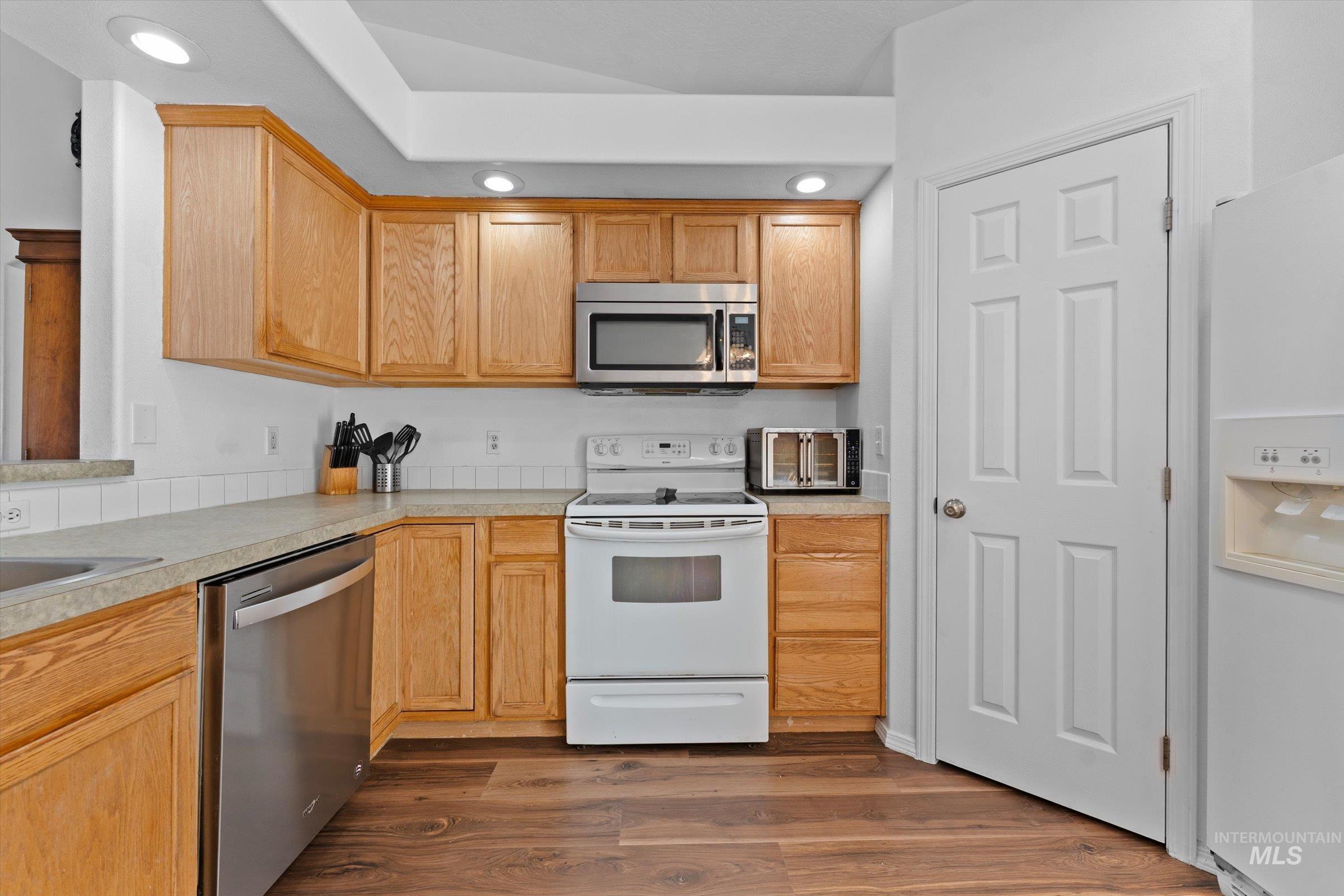 14213 Carolina Street Caldwell, ID 83607 - Photo 8 of 34