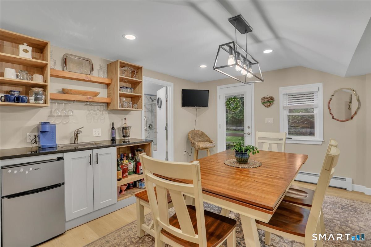 16 Hawthorne Road East Hampton, CT 06424 - Photo 10 of 40 Spacious dining area has room for all.