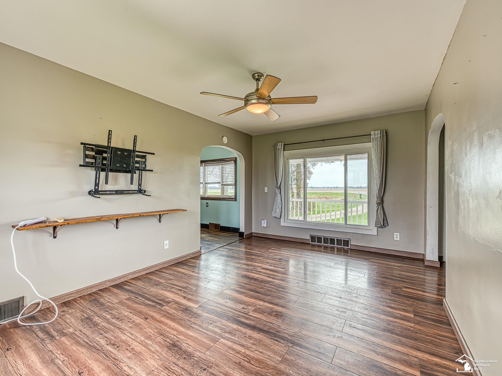7650 South Custer Road Monroe, MI 48161 - Photo 7 of 34
