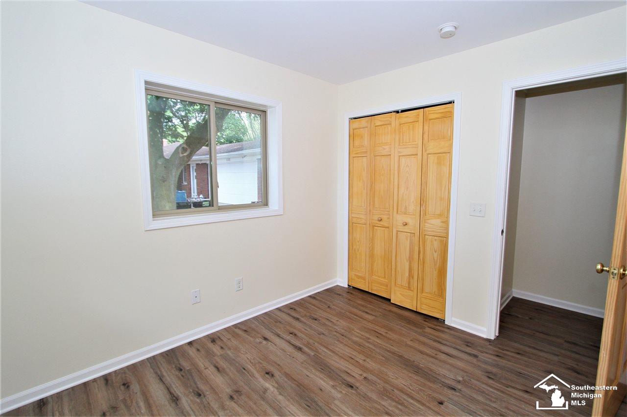 3210 South Custer Road Monroe, MI 48161 - Photo 17 of 31