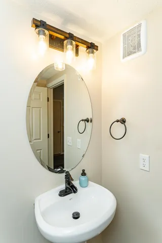 $250,000 | 6229 30th Avenue Northwest, Rochester, MN 55901