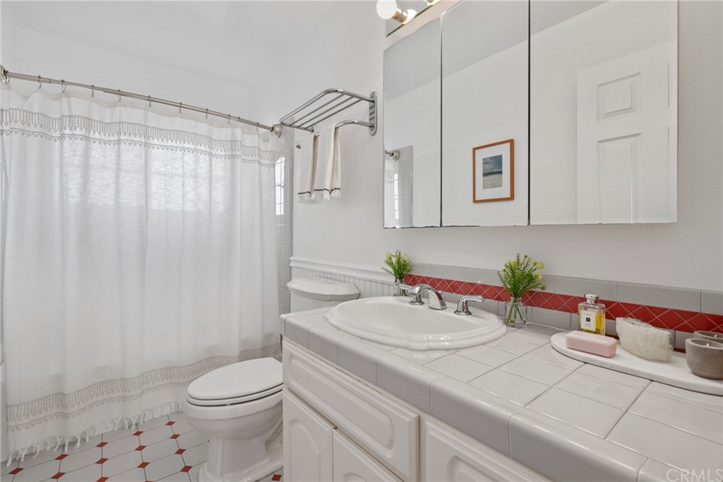 388 Bucknell Road Costa Mesa, CA 92626 - Photo 31 of 56