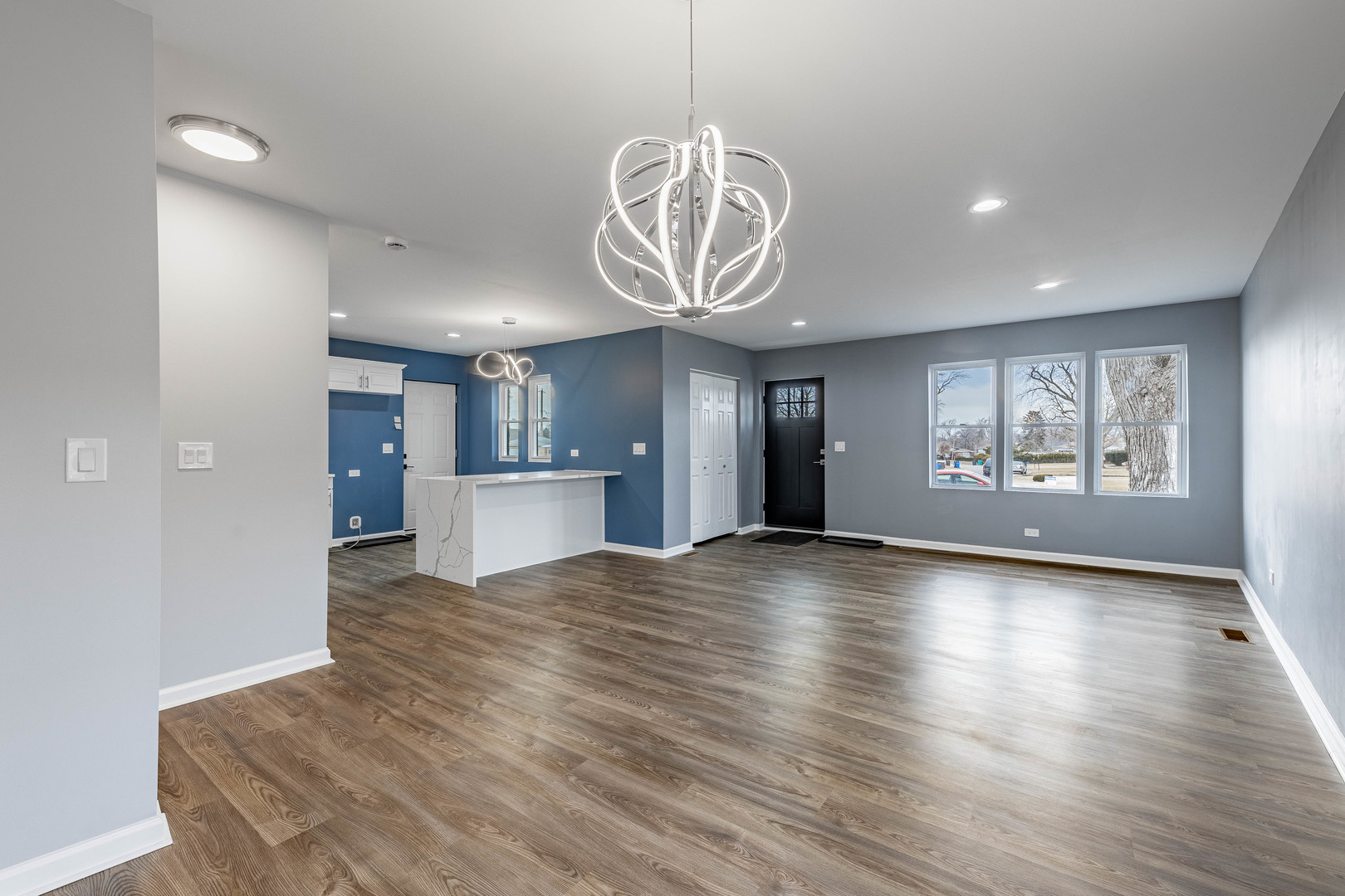 4424 Clayton Road Hillside, IL 60162 - Photo 10 of 27 Gallery Image 10