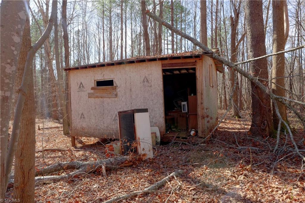 2482 Sisk Road Danbury, NC 27016 - Photo 20 of 33