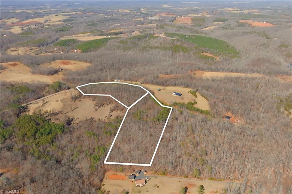 2482 Sisk Road Danbury, NC 27016 - Photo 26 of 33