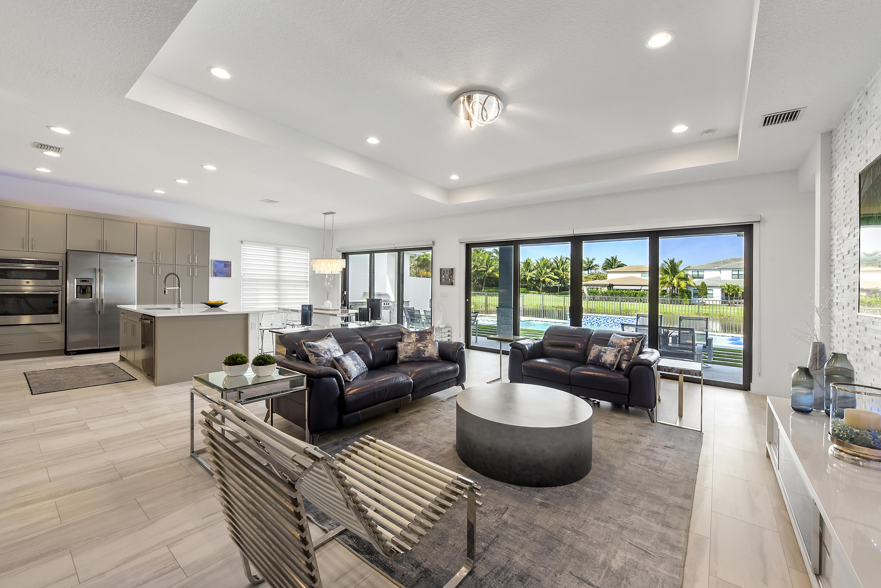 8865 New River Falls Road Boca Raton, FL 33496 - Photo 4 of 16 4 family room