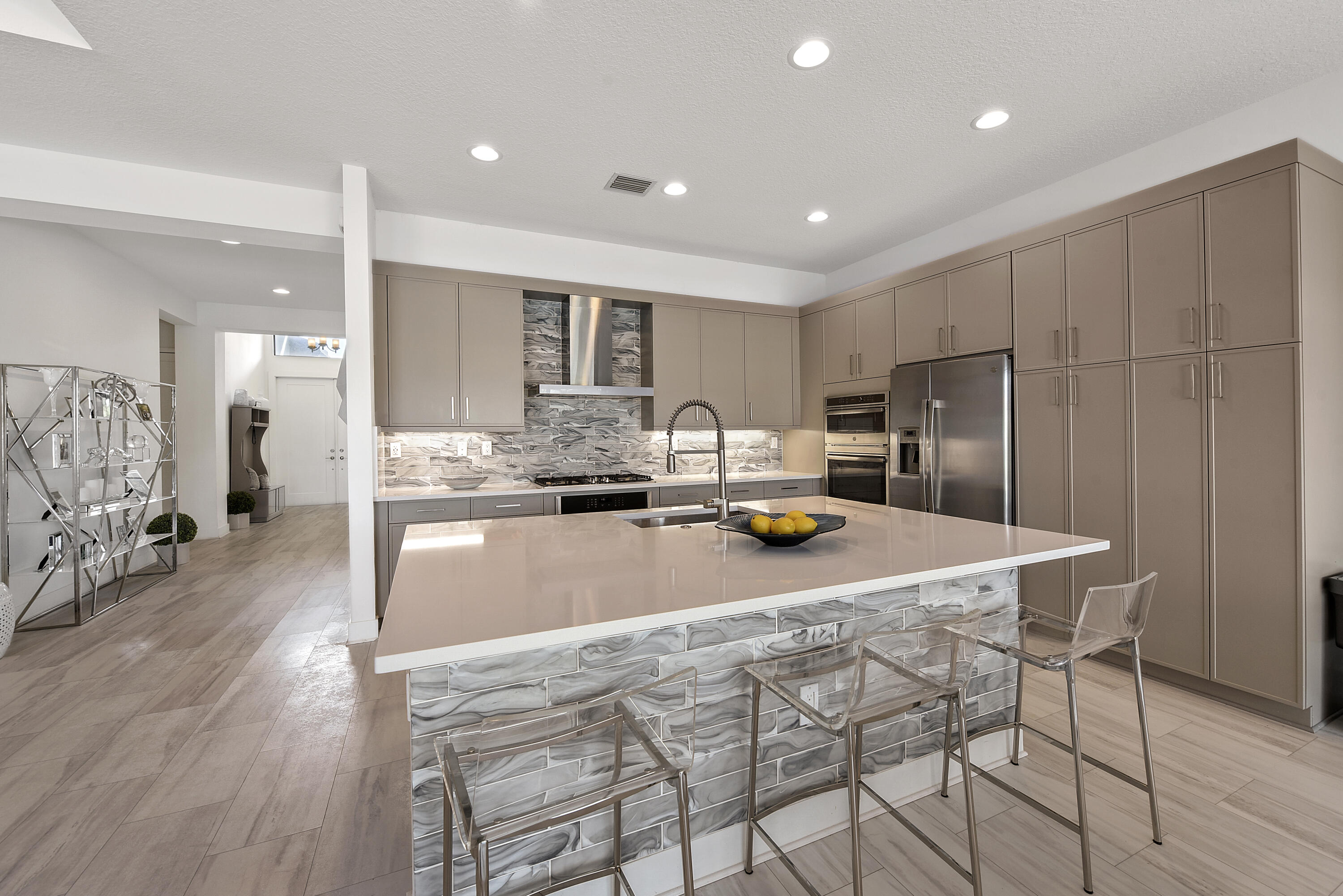 8865 New River Falls Road Boca Raton, FL 33496 - Photo 5 of 16 5 kitchen