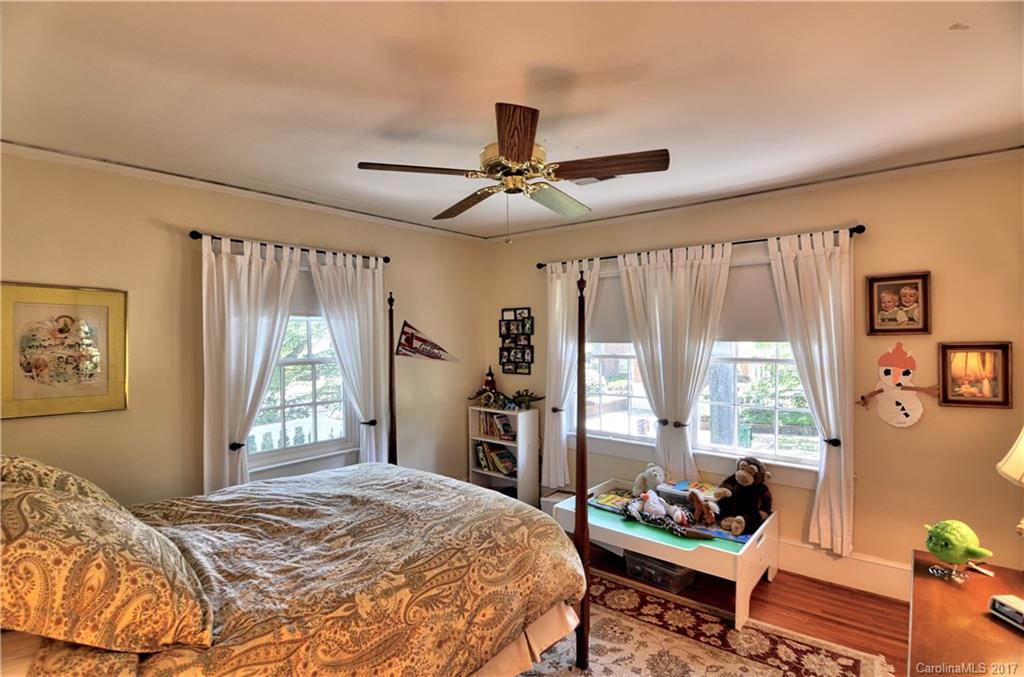 1610 Hertford Road Charlotte, NC 28207 - Photo 17 of 23 Gallery Image 17