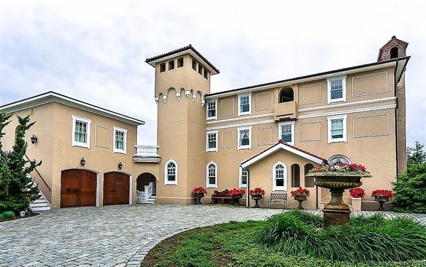 $40,000 | 144 Davenport Drive, Stamford, CT 06902