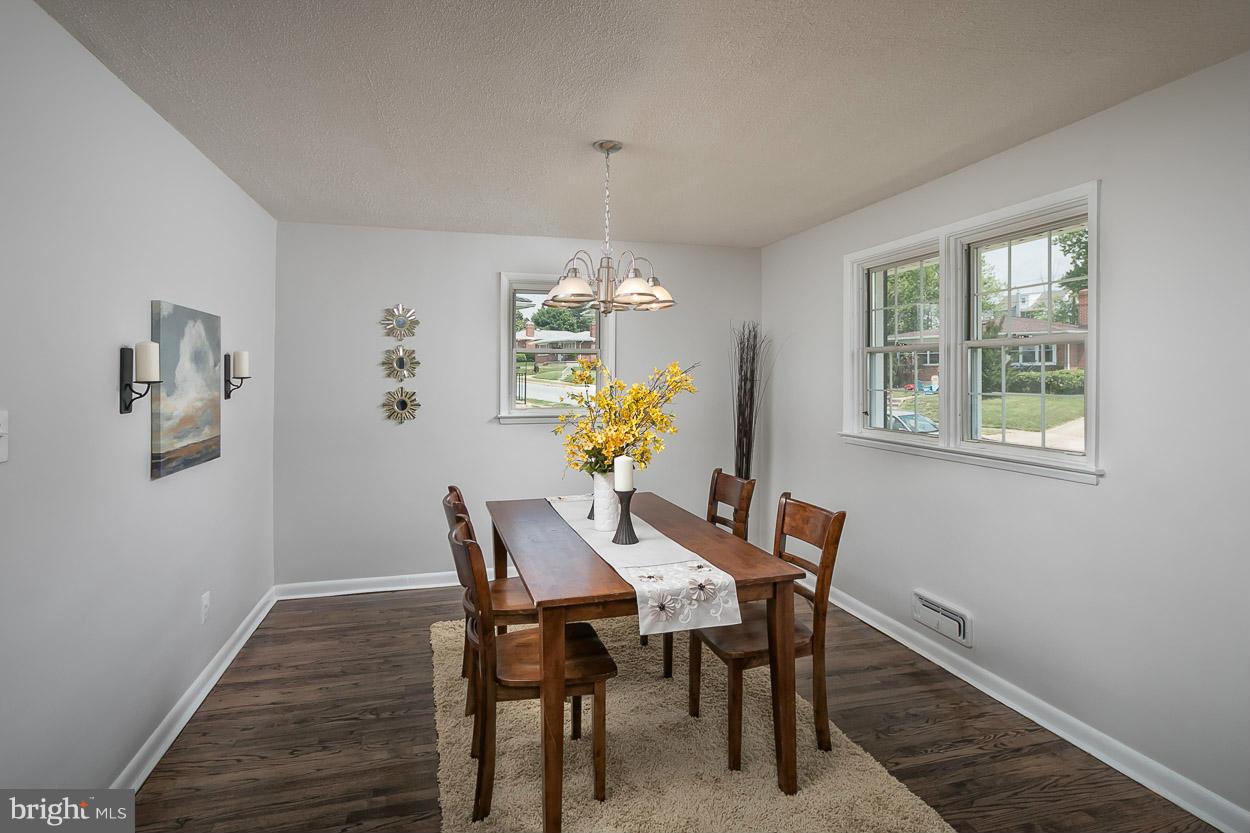 1202 Gettig Road Baltimore, MD 21237 - Photo 5 of 24 Dining Room