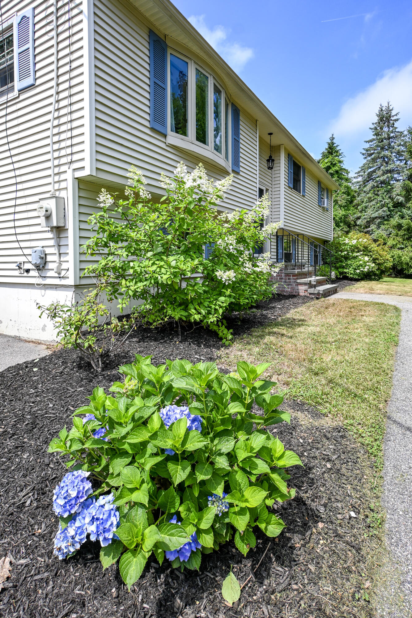 24 Sokokis Road Biddeford, ME 04005 - Photo 2 of 50 24SokokisRd-19