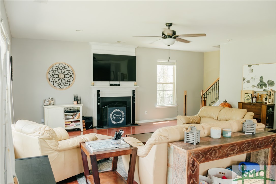260 Cattle Run Way Pooler, GA 31322 - Photo 18 of 50 Living room
