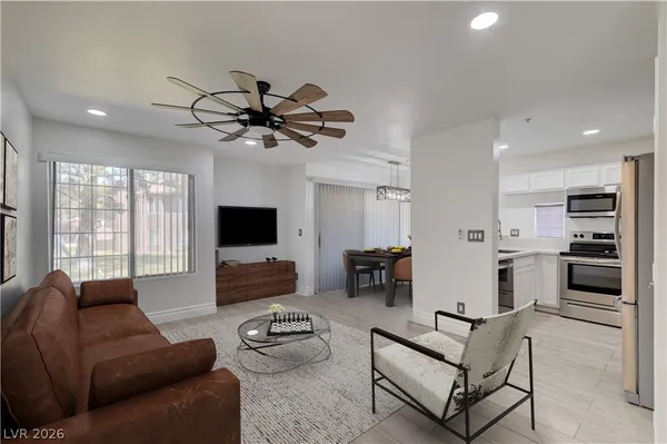 $1,800 | 2120 Sealion Drive, Unit 105, Las Vegas, NV 89128